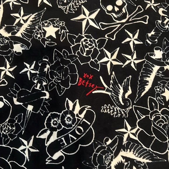 🩷Betsey Johnson Pretty in Punk🩷 - Picture 6 of 12